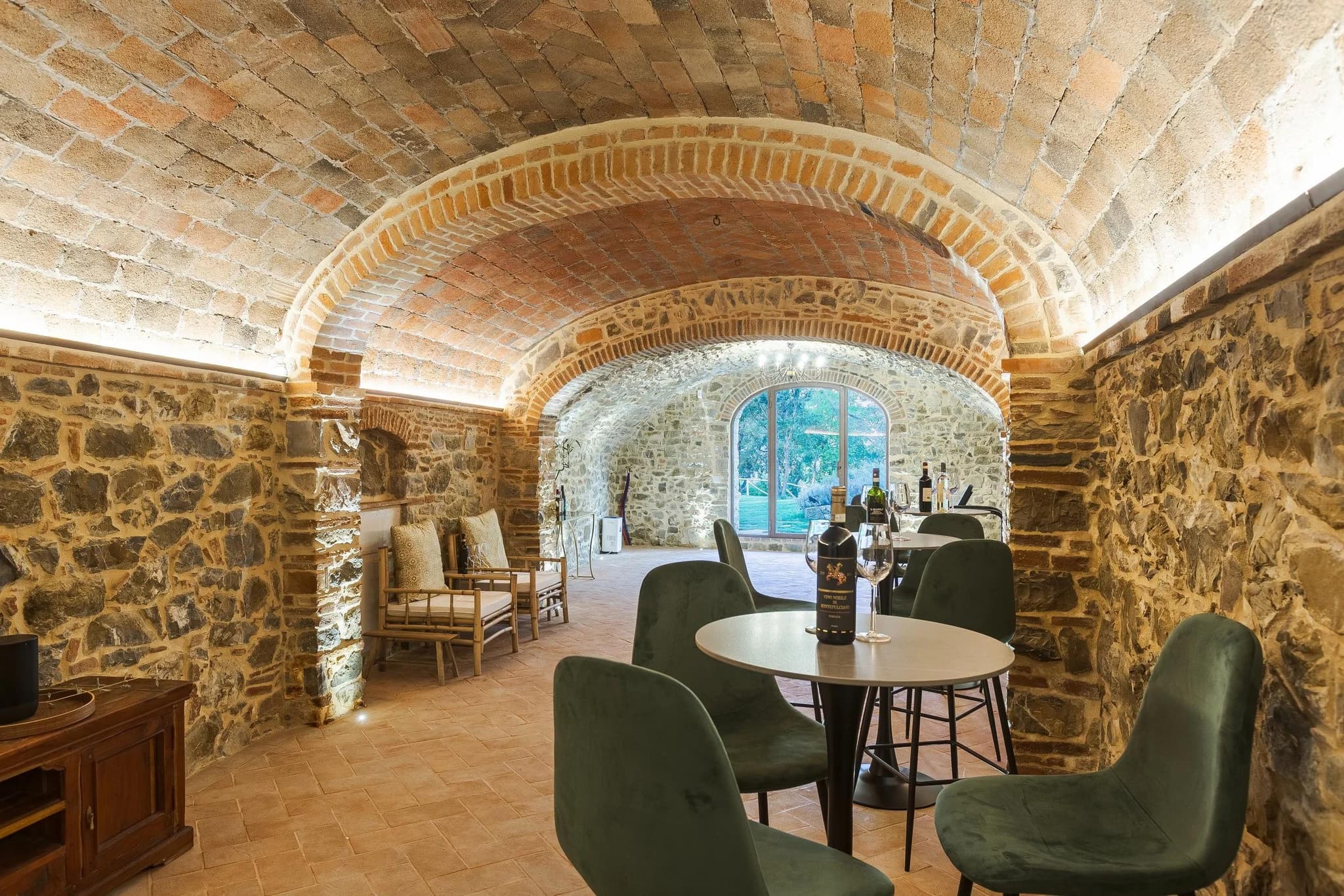 Cantina arches