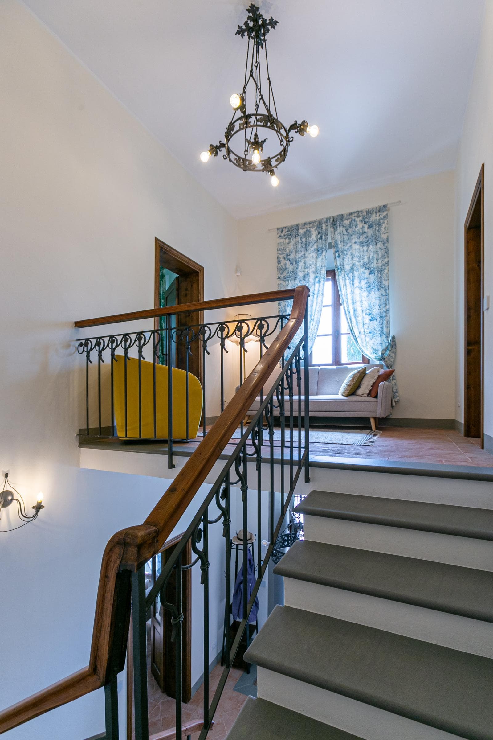 Upstairs hallway and landing