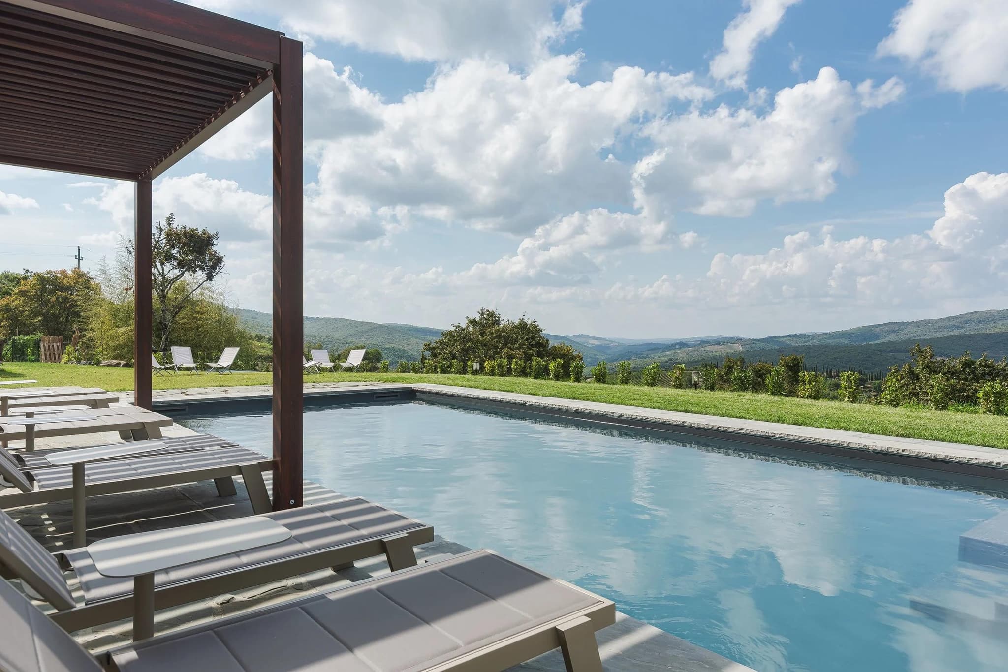 Pool lounge